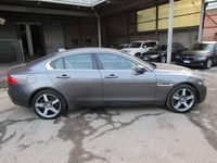 Usata Jaguar XE Prestige 179 CV (131 kW) 2018 Grigio scuro metallizzato Berlina