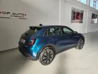 Usata Fiat 600 101 CV (74 kW) 2024 Verde mare SUV