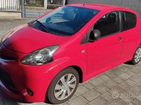 Usata Toyota Aygo 2014 Rosso Utilitaria