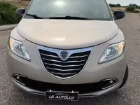 Usata Lancia Ypsilon 95 CV (69 kW) 2015 Grigio Utilitaria