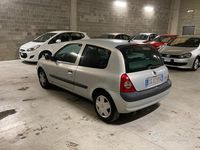 Usata Renault Clio II LIMITED 58 CV (42 kW) 2003 Grigio Berlina