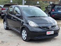 Usata Toyota Aygo 68 CV (50 kW) 2007 Nero Utilitaria
