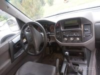 Usata Mitsubishi Pajero 100 CV (73 kW) 2001 Grigio SUV