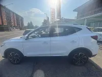 Usata MG ZS Luxury 106 CV (77 kW) 2024 Bianco SUV