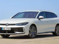 Nuova VW Passat Business 193 CV (141 kW) 2025 Argento Station wagon