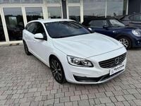 Usata Volvo V60 Dynamic 120 CV (88 kW) 2017 Bianco Station wagon