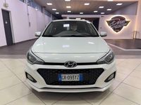 Usata Hyundai i20 75 CV (55 kW) 2019 Bianco Berlina