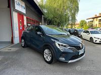 Begagnad Renault Captur Equilibre 101 HK (74 kW) 2023 Blå SUV