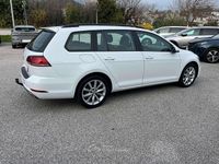 Usata VW Golf VII Business 116 CV (85 kW) 2019 Bianco Station wagon