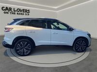Begagnad Renault Austral Iconic 200 HK (147 kW) 2023 Vit SUV