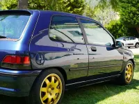 Usata Renault Clio 147 CV (108 kW) 1993 Blu/azzurro Berlina