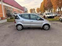 Usata Mercedes A170 Avantgarde 95 CV (69 kW) 2002 Grigio Berlina