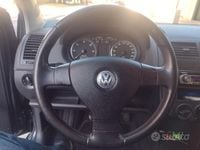 Usata VW Polo Comfortline 80 CV (58 kW) 2005 Grigio Utilitaria