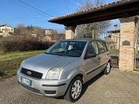 Usata Ford Fusion 68 CV (50 kW) 2004 Grigio Utilitaria