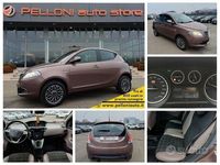 Usata Lancia Ypsilon 85 CV (62 kW) 2015 Lilla Utilitaria
