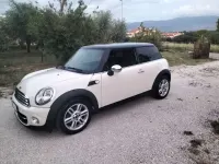 Usata Mini Cooper D 112 CV (82 kW) 2010 Utilitaria