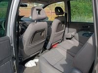 Usata Seat Alhambra Reference 140 CV (102 kW) 2010 Argento Monovolume