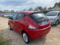 usata Lancia Ypsilon 1.2 69cv 2016 100.000 km garantita