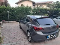Usata Opel Astra 125 CV (91 kW) 2011 Grigio Berlina