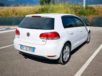 Usata VW Golf VI Comfortline 110 CV (80 kW) 2009 Bianco Utilitaria