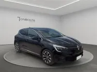 Usata Renault Clio Techno 145 CV (106 kW) 2023 Nero Utilitaria