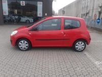 Usado Renault Twingo 58 CV (42 kW) 2006 Rojo Utilitario
