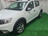 Usata Dacia Sandero Acces 95 CV (69 kW) 2020 Bianco Utilitaria