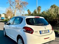 Usata Peugeot 208 75 CV (55 kW) 2016 Utilitaria