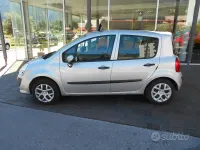 Usata Renault Modus 75 CV (55 kW) 2009 Grigio Monovolume