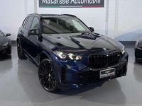 Usata BMW X5 M M Sport 530 CV (389 kW) 2024 Blu SUV