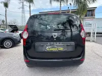 Usata Dacia Lodgy Lauréate 110 CV (80 kW) 2017 Nero Monovolume