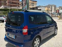 Usata Ford Tourneo Courier 95 CV (69 kW) 2014 Blu Monovolume