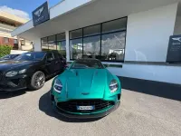 Usata Aston Martin V8 Vantage 665 CV (489 kW) 2024 Verde Coupé
