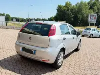 Usata Fiat Punto 77 CV (56 kW) 2017 Grigio Utilitaria