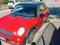 Begagnad Mini Cooper 116 HK (85 kW) 2006 Röd Halvkombi