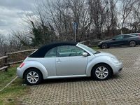 Usata VW New Beetle 105 CV (77 kW) 2008 Grigio Utilitaria