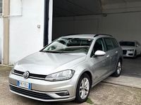 Usata VW Golf VII Sport 115 CV (84 kW) 2018 Grigio Station wagon