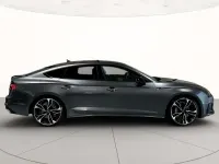 Usata Audi A5 Sportback Advanced 204 CV (150 kW) 2025 Grigio daytona perlato Utilitaria