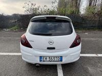 Usata Opel Corsa 86 CV (63 kW) 2011 Berlina