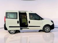 Usata Fiat Doblò Easy 95 CV (69 kW) 2019 Bianco Monovolume