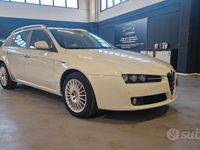 Käytetty Alfa Romeo 159 Progression 136 HP (100 kW) 2011 Valkoinen Farmari