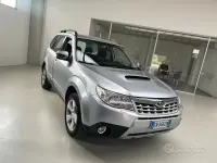 Usata Subaru Forester Trend 147 CV (108 kW) 2012 Grigio SUV
