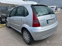 Begagnad Citroën C3 Exclusive 90 HK (66 kW) 2006 Grå Sedan
