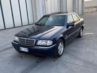 Usado Mercedes C200 192 CV (141 kW) 1999 Azul Berlina