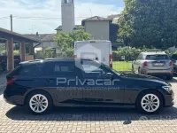 Usata BMW 318 Advantage 150 CV (110 kW) 2020 Nero Station wagon