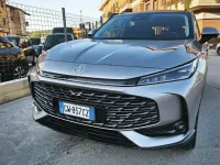 Usata MG HS Luxury 170 CV (125 kW) 2025 Marrone SUV