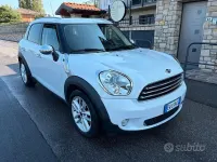 Usata Mini Cooper D Countryman 111 CV (81 kW) 2014 Bianco SUV
