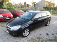Usata Opel Astra 115 CV (84 kW) 2009 Nero Station wagon