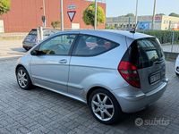 Usata Mercedes A150 Avantgarde 95 CV (69 kW) 2005 Grigio Coupé