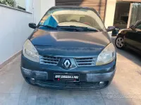 Usata Renault Scénic II Exception 130 CV (95 kW) 2006 Bluazzurro Monovolume